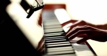 Stire din Cultură-Educație : Recital de pian