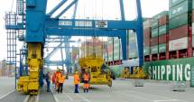Stire din Economie : Piața containerelor de la Marea Neagră e în declin