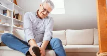Stire din Sănătate : Semnele piciorului diabetic pe care nu aveți voie să le ignorați