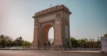 Stire din Social : Cum este cel mai avantajos să te deplasezi în București și care sunt costurile lunare la care să te aștepți