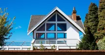 Stire din Actualitate : De ce tot mai mulți proprietari aleg acoperișurile din tablă pentru casele lor