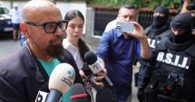 Stire din Eveniment : Primele declarații ale lui Piedone, după ce a fost ridicat de pe litoral și adus la percheziții. "Nu am făcut trafic de influență"