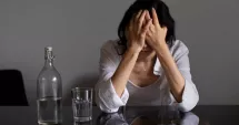 Stire din Sănătate : Alcoolul combinat cu anticoncepționale nu este benefic