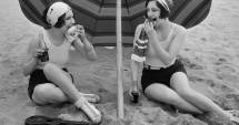 Stire din Constanța focus : CONSTANȚA, ACUM 100 DE ANI. Chiloței cu mânecuță în loc de bikini. Cum se făcea plajă în urmă cu un secol