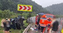 Stire din Eveniment : Plan Roșu de intervenție: Accident între un microbuz și un TIR pe DN 17