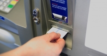 Stire din Eveniment : I-au dispărut 2.000 de euro din cont printr-un bancomat "fantomă". Autoritățile nu au găsit nicio neregulă