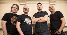 Stire din Cultură-Educație : "Platonic Band"  încinge atmosfera  în club "Doors"