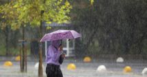 Stire din Social : SE STRICĂ VREMEA ÎN TOATĂ ŢARA! Ploi şi intensificări ale vântului, timp de două zile