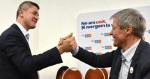 Stire din Politică-Administrație : PLUS Constanța strânge semnături pentru candidatura lui Dan Barna