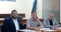 Stire din Politică-Administrație : Cine a pus gând rău banilor românilor. Lăsați în pace Pilonul II de pensii!