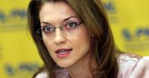 Stire din Politică-Administrație : "PNL strânge semnături pentru demiterea lui Ponta"
