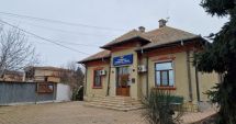 Stire din Politică-Administrație : Primăria Poarta Albă reabilitează dispensarul din localitate