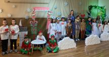 Stire din Cultură-Educație : Bucuria Crăciunului adusă și la ISJ Constanța de către elevii Școlii nr. 1 Poarta Albă