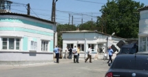 Stire din Eveniment : Bătaie între deținuți la Penitenciarul Poarta Albă. Doi bărbați au ajuns la spital
