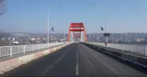 Stire din Eveniment : UPDATE: Caranbol pe podul Sf. Maria de la Cernavodă. Circulația pe pod este blocată