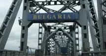 Stire din Actualitate : Vești bune pentru românii care pleacă în vacanță. Traversarea podului Giurgiu–Ruse se face fără restricții