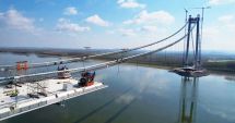 Stire din Economie : Podul suspendat Brăila - Tulcea, realizat în procent de 63,10%