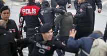 Stire din Actualitate : Proteste VIOLENTE în Istanbul! Poliția intervine cu tunuri de apă și gaze lacrimogene