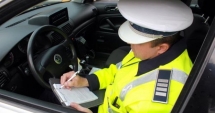Stire din Eveniment : INCONȘTIENȚĂ la volan. Gonea pe autostradă cu 226 km/h și a rămas pieton