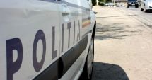 Stire din Eveniment : Un elev de la o școală din București a lipit pe o fereastră un steag fascist. Poliția a deschis dosar