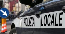 Stire din Actualitate : Agresiune filmată și distribuită pe internet. Doi frați minori, reținuți de autorități