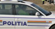 Stire din Eveniment : Cum a rămas un bărbat fără pensia pe o lună, în timp ce scoatea banii de la bancomat