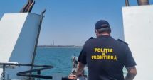 Stire din Eveniment : Video. OPERAŢIUNE DE SALVARE PE MARE, LA CONSTANŢA! Ambarcaţiune plină ochi cu migranţi, detectată de Garda de Coastă
