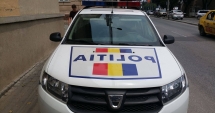 Stire din Eveniment : ȘOCANT. O femeie și fiul său de 11 ani au fost găsiți înjunghiați în casă. Femeia a murit