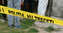 Stire din Eveniment : DESCOPERIRE MACABRĂ! Adolescent de 14 ani, găsit spânzurat în pod