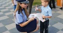 Stire din Eveniment : Polițiștii, alături de elevi la început de an școlar