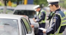 Stire din Eveniment : JANDARM LOVIT INTENȚIONAT CU MAȘINA. Șoferul fugar, căutat de poliție