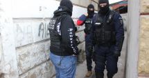 Stire din Eveniment : PERCHEZIȚIE pentru prinderea unui TRAFICANT DE CANNABIS