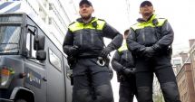 Stire din Actualitate : PANICĂ ÎN OLANDA! PIETONI SPULBERAȚI DE O CAMIONETĂ, LA UN FESTIVAL DE MUZICĂ