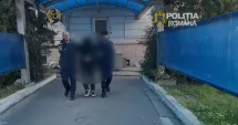 Stire din Eveniment : Polițist cercetat pentru infracțiuni grave asupra unui minor, reținut de procurori