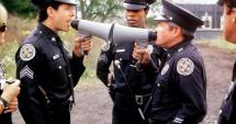 Stire din Fun : Când polițiștii merg  la "Nunta lui Figaro"