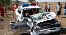 Stire din Eveniment : Polițiști umiliți! Mor, iar familiile lor se aleg cu praful de pe tobă