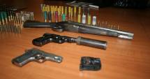 Stire din Eveniment : Polițiștii din Constanța, pe urma celor care au cumpărat arme din Bulgaria