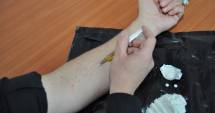 Stire din Eveniment : Polițiști și profesori din Constanța, instruiți să "vadă" semnele consumului de droguri