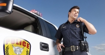 Stire din Fun : Polițistul  de la Rutieră și Dumnezeu la volan