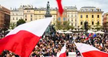 Stire din Actualitate : România și Polonia, la răscruce de drumuri. Polonezii sunt așteptați astăzi la urne