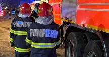 Stire din Eveniment : O anexă la o gospodărie din localitatea Tortoman a luat foc. O femeie cu arsuri și atac de panică a ajuns la spital