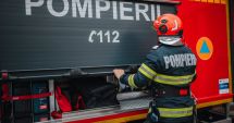 Stire din Eveniment : Alertă la 112! Un autoturism a căzut de pe peron, pe calea ferată