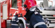 Stire din Eveniment : Incendiu la o casă în Băneasa, pe strada Florilor