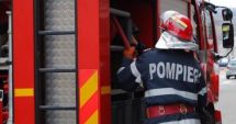 Stire din Eveniment : Apartament din Constanţa, cuprins de flăcări. Pompierii intervin cu trei autospeciale