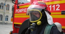 Stire din Eveniment : Explozie puternică în bloc. O femeie a murit în drum spre spital