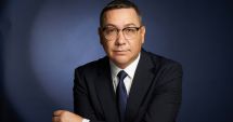 Stire din Politică-Administrație : Victor Ponta s-a suspendat din PSD. Val de acuzații la adresa lui Crin Antonescu