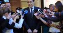 Stire din Politică-Administrație : "Iau în calcul demisia din fruntea Guvernului"