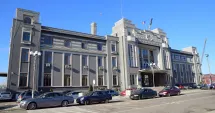 Stire din Economie : O nouă combinație „de succes“? Cine intră în cursă pentru acțiuni la Administrația Porturilor Maritime