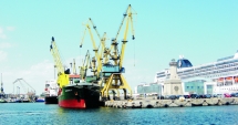 Stire din Economie : Porturile maritime românești nu au cum să profite de creșterea economică