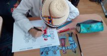 Stire din Cultură-Educație : Porturile populare româneşti, admirate de elevii Şcolii nr. 7